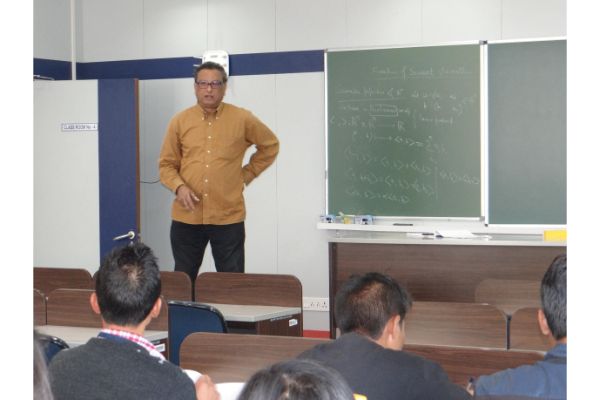 Winter School on Basic Mathematics for College Students